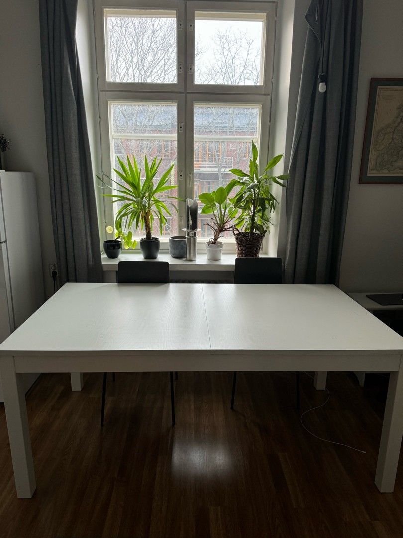 Ikean Ruokapöytä