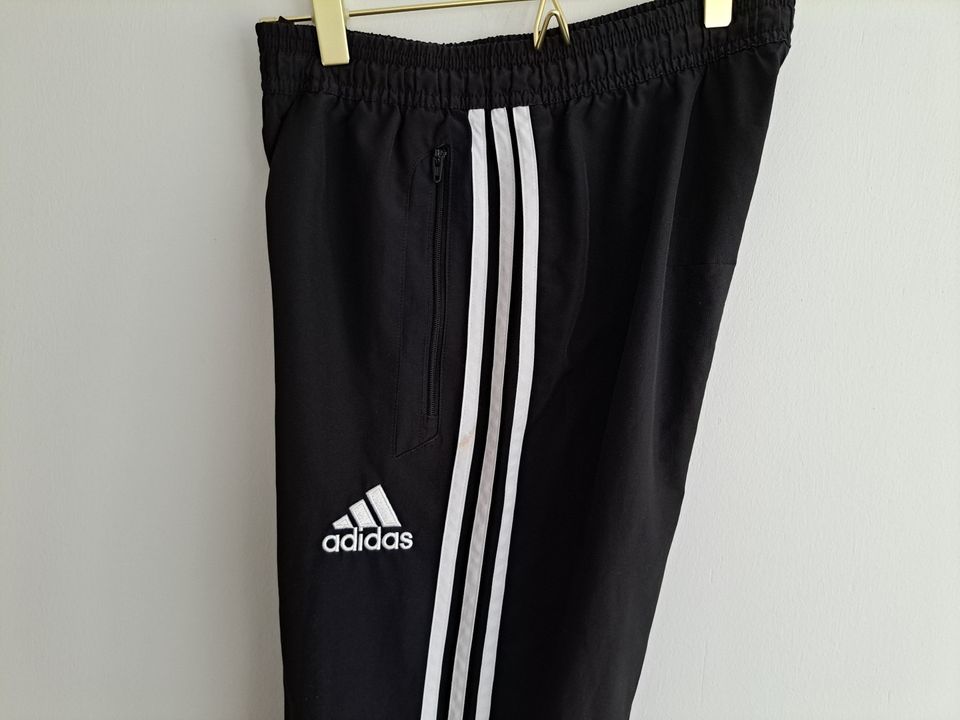 Adidas housut, 164