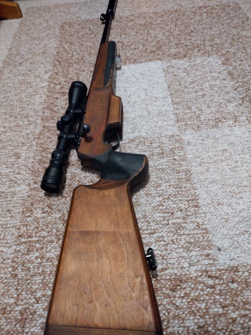 Pienoiskivääri SakoP94S