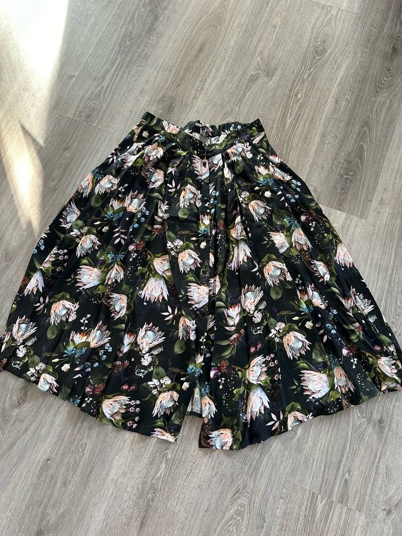 Uhana Cotton Candy Skirt koko XL