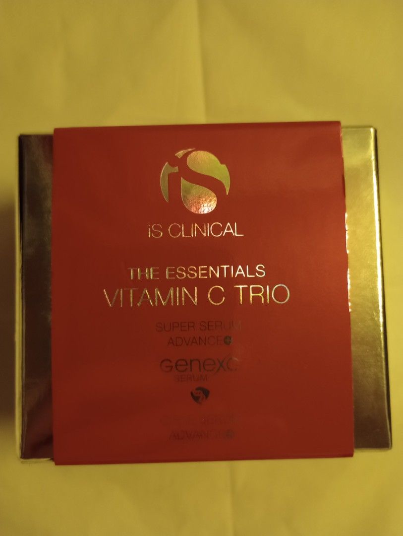 Uusi iS clinical The essentials vitamin C trio