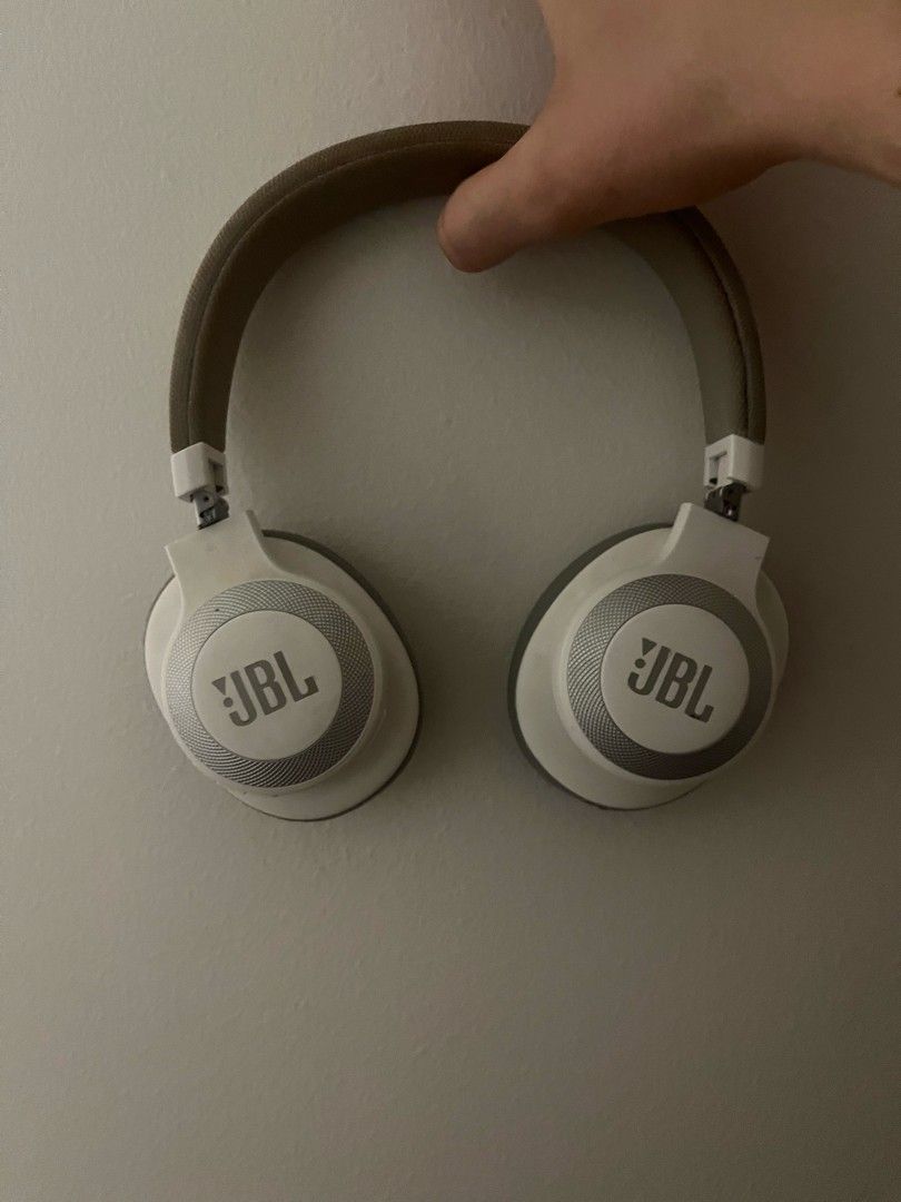 JBL Vastamelu Kuulokkeet