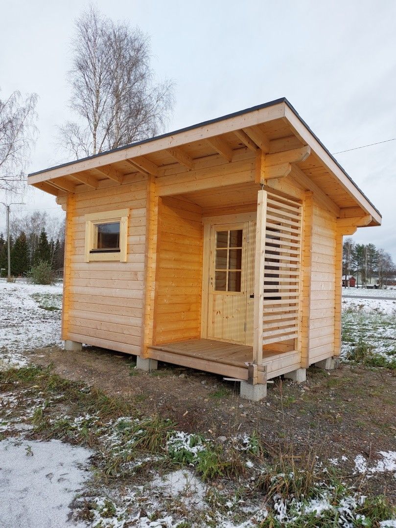 Hirsipöllä sauna 10,5 m²
