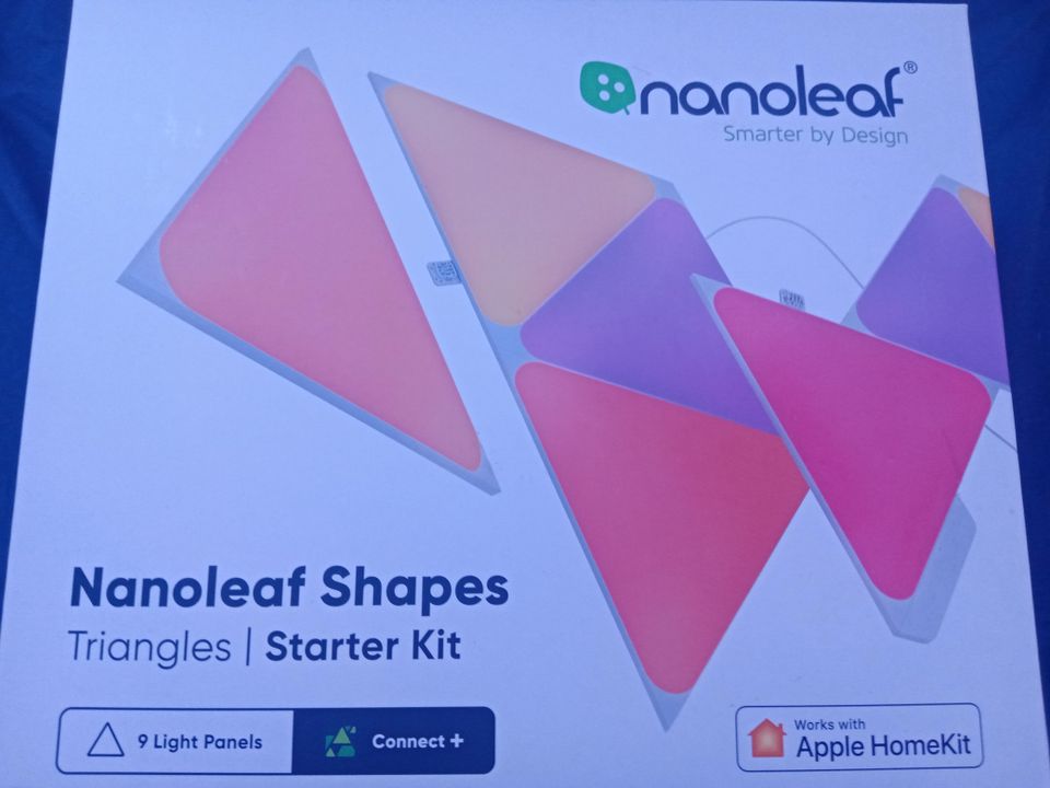 Nanoleaf shapes triangles starter kit