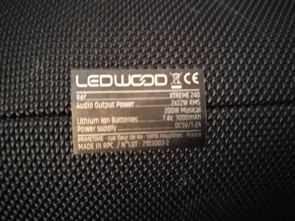 Ledwood Xtreme 240 Bluetooth soitin