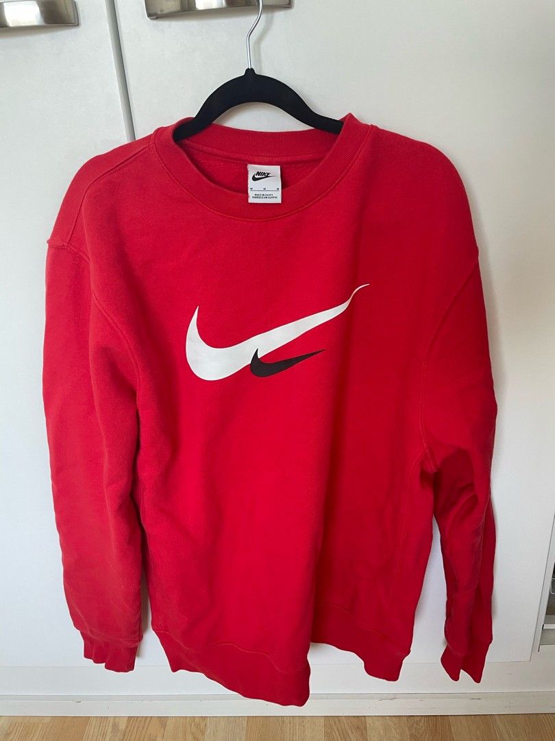 Nike collegepaita