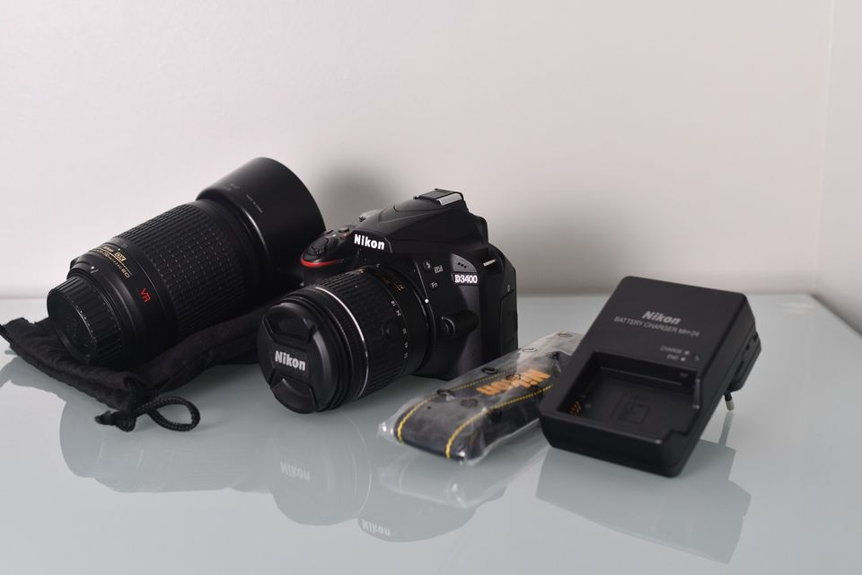 Nikon D3400 + kaksi objektiivia
