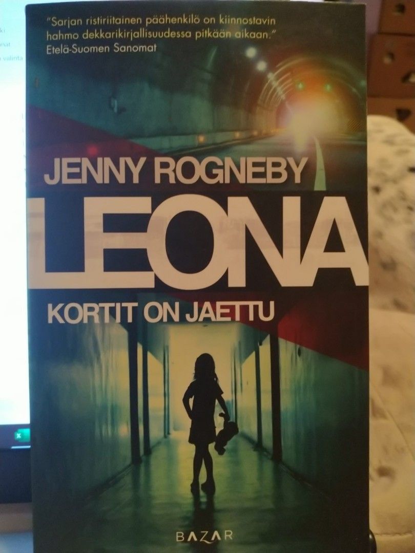 Jenny Rogneby - LEONA -SARJA - Kirjoja