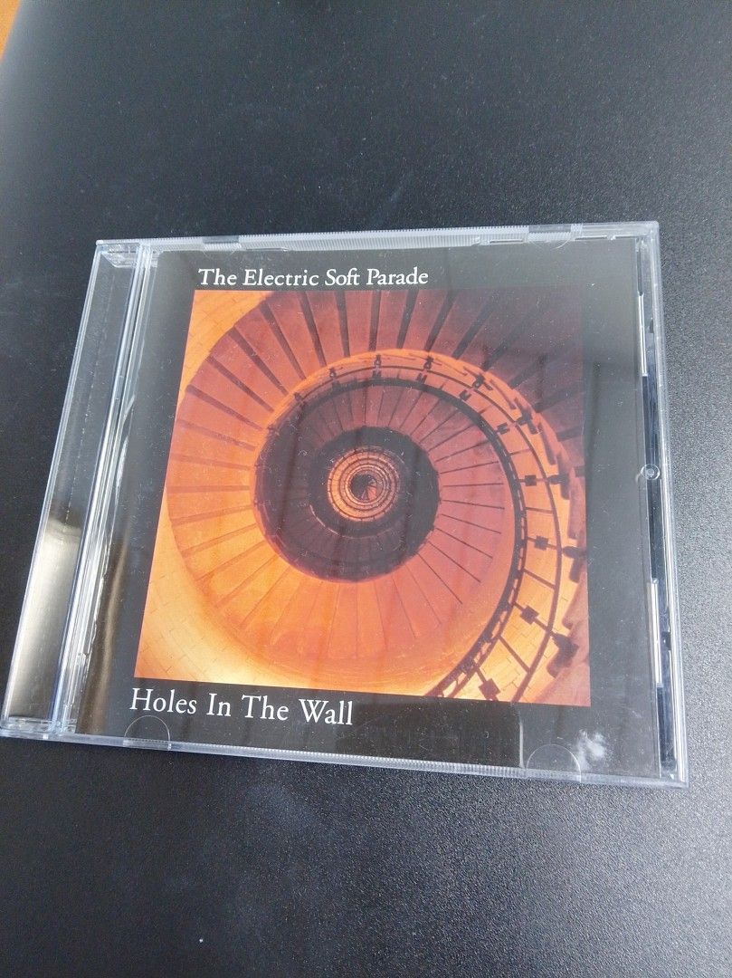 The Electric Soft Parade, Holes In The Wall cd-levy