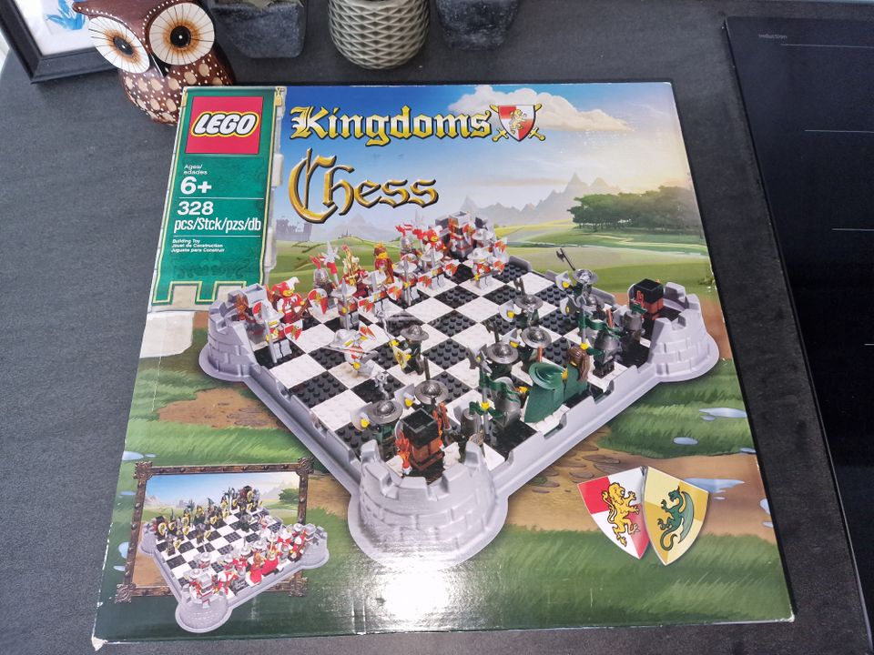 Lego 853373 Kingdoms chess