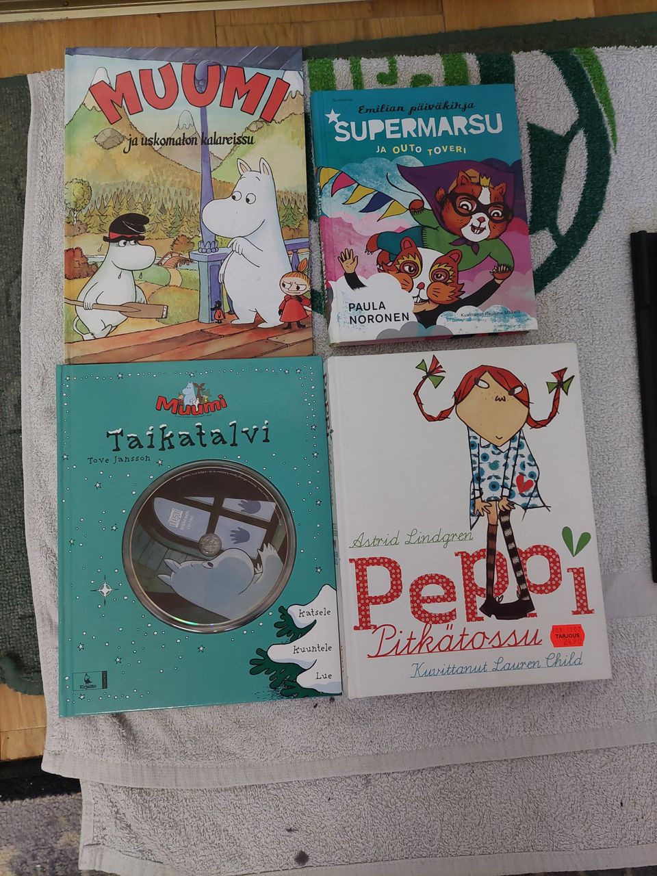 15 kpl erilaisia hyväkuntoisia lastenkirjoja alkaen 4€/kpl