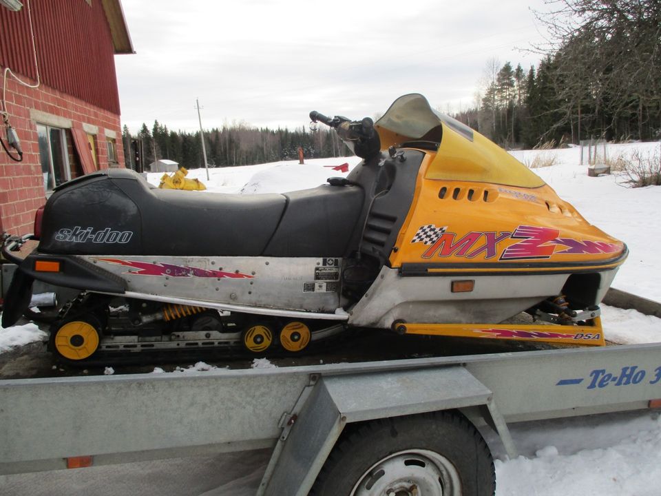 Ski-doo mxz 440-95