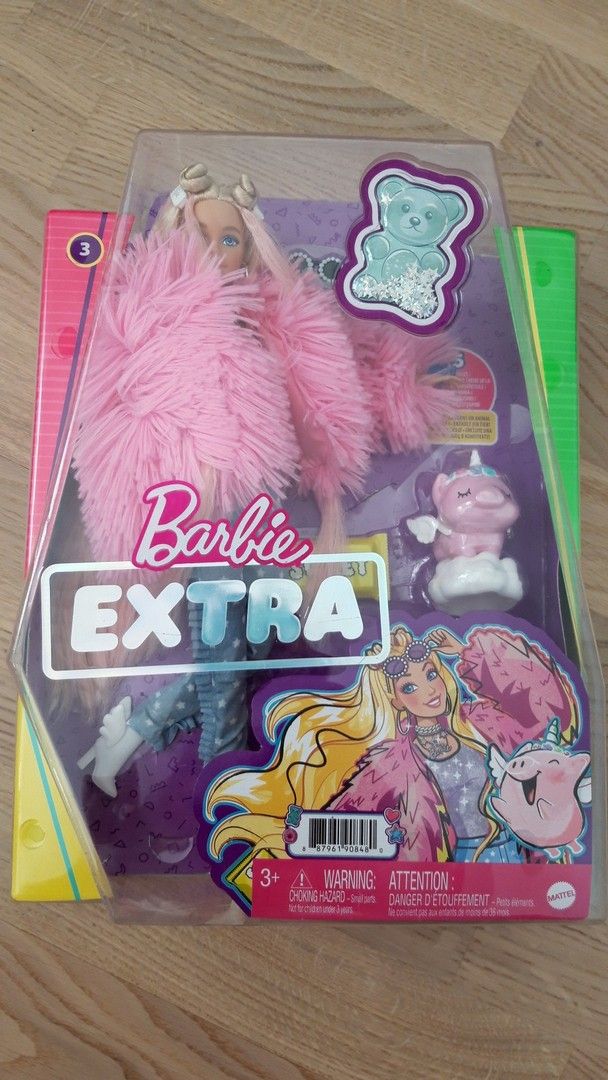 Barbie Extra nukke