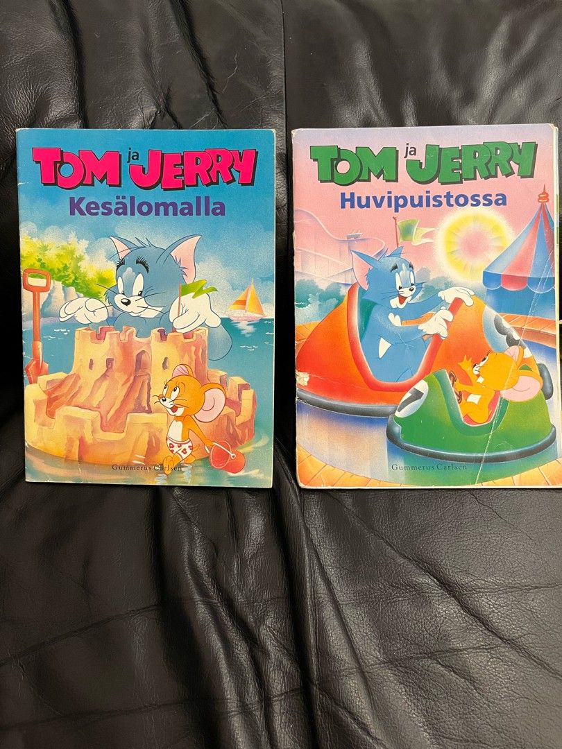 Lastenkirjat 2kpl Tom ja Jerry yhteishintaan
