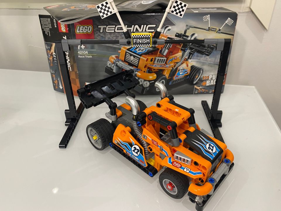 Lego Technic 42104