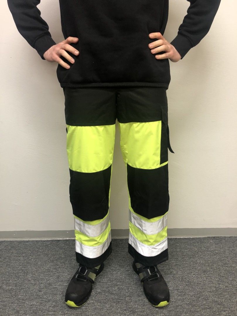 Blåkläder talvihousut Hi-Vis 1883 kelta-musta koko C44