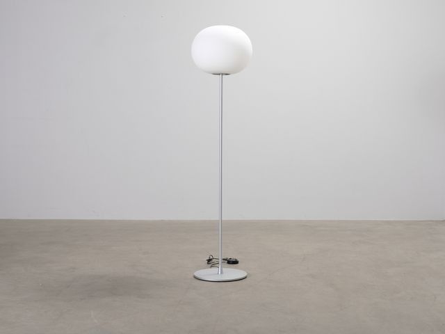 Flos Glo-Ball F3 lattiavalaisin hopea