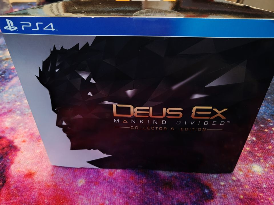 Deus Ex Mankind Divided Collectors Edition (PS4)