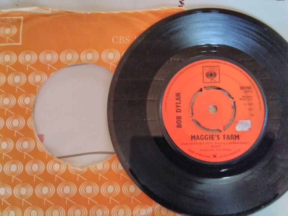 Bob Dylan 7" Maggie's farm / On the road again