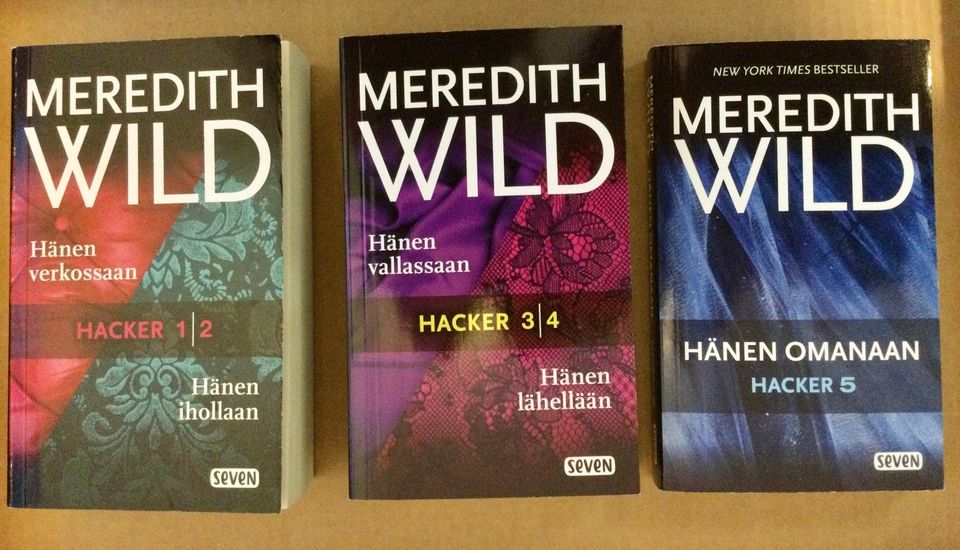Meredith Wild: Hacker sarja