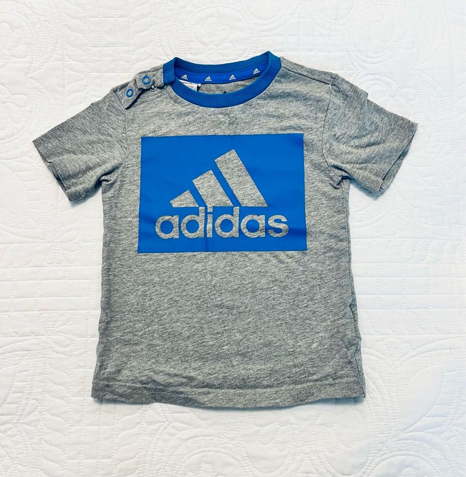 Adidas pehmeä harmaa t-paita koko 80/86 kuin uusi