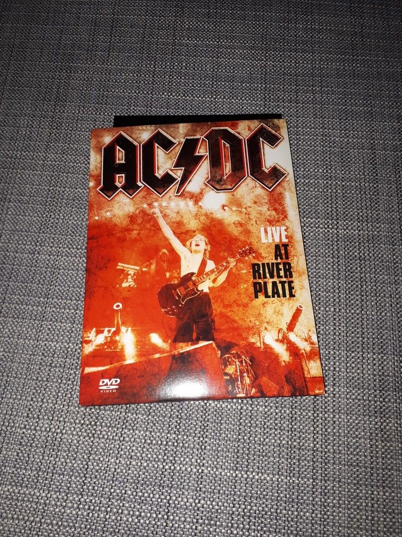 AC/DC live at river plate dvd