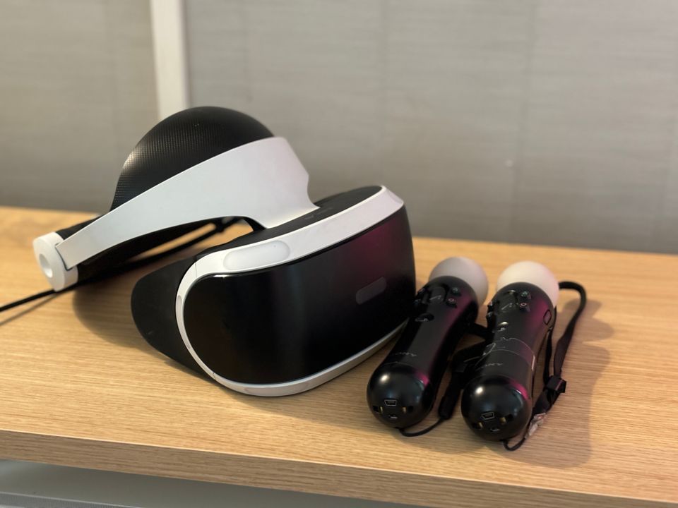 Playstation VR + kamera & kapulat