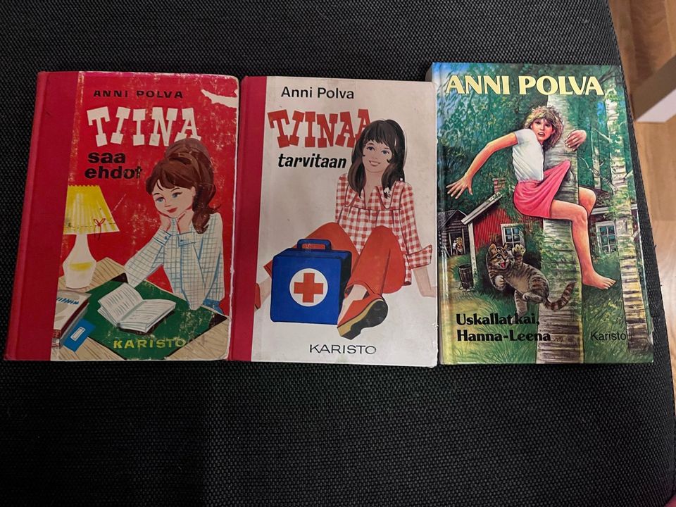 Kolme Anni Polvan kirjaa (pk:t summassa)