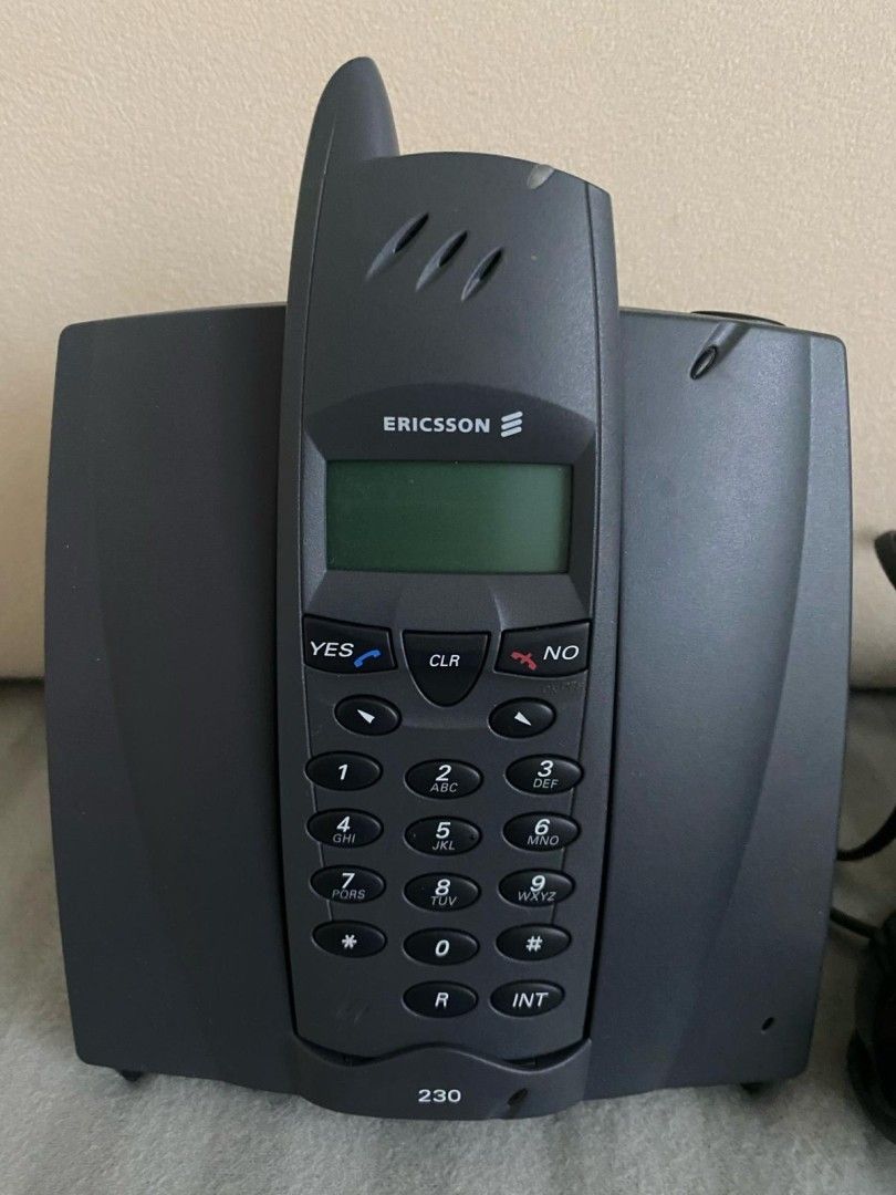 Ericsson 230 langaton puhelin