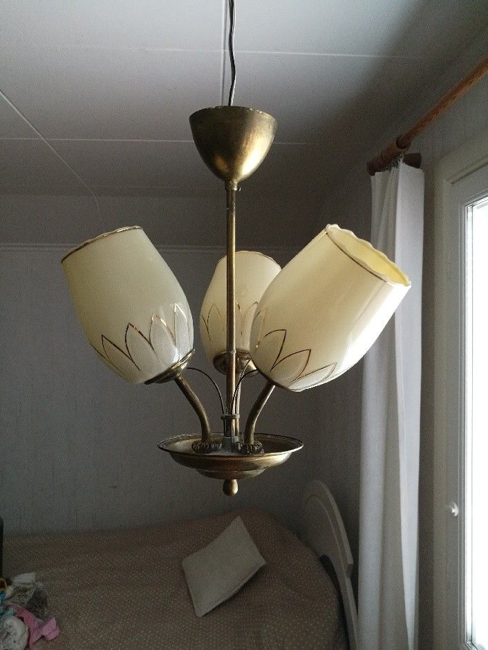 Todella vanhat lamput