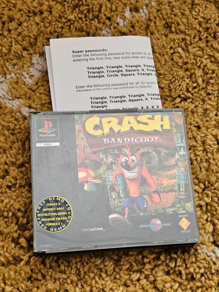 PS1 Crash Bandicoot -peli
