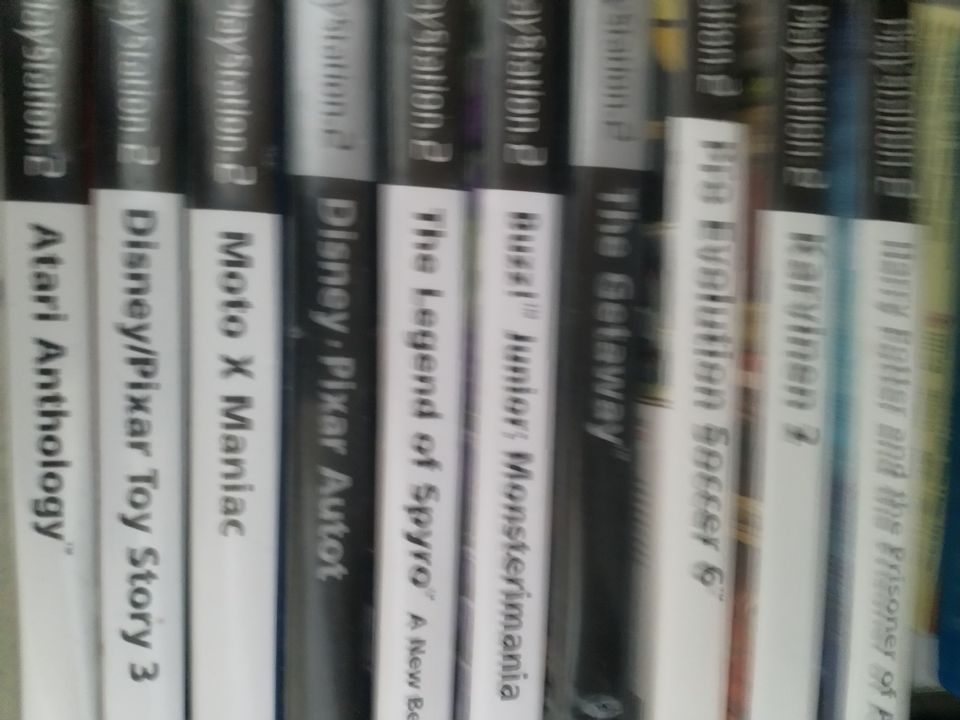 PS2 pelit