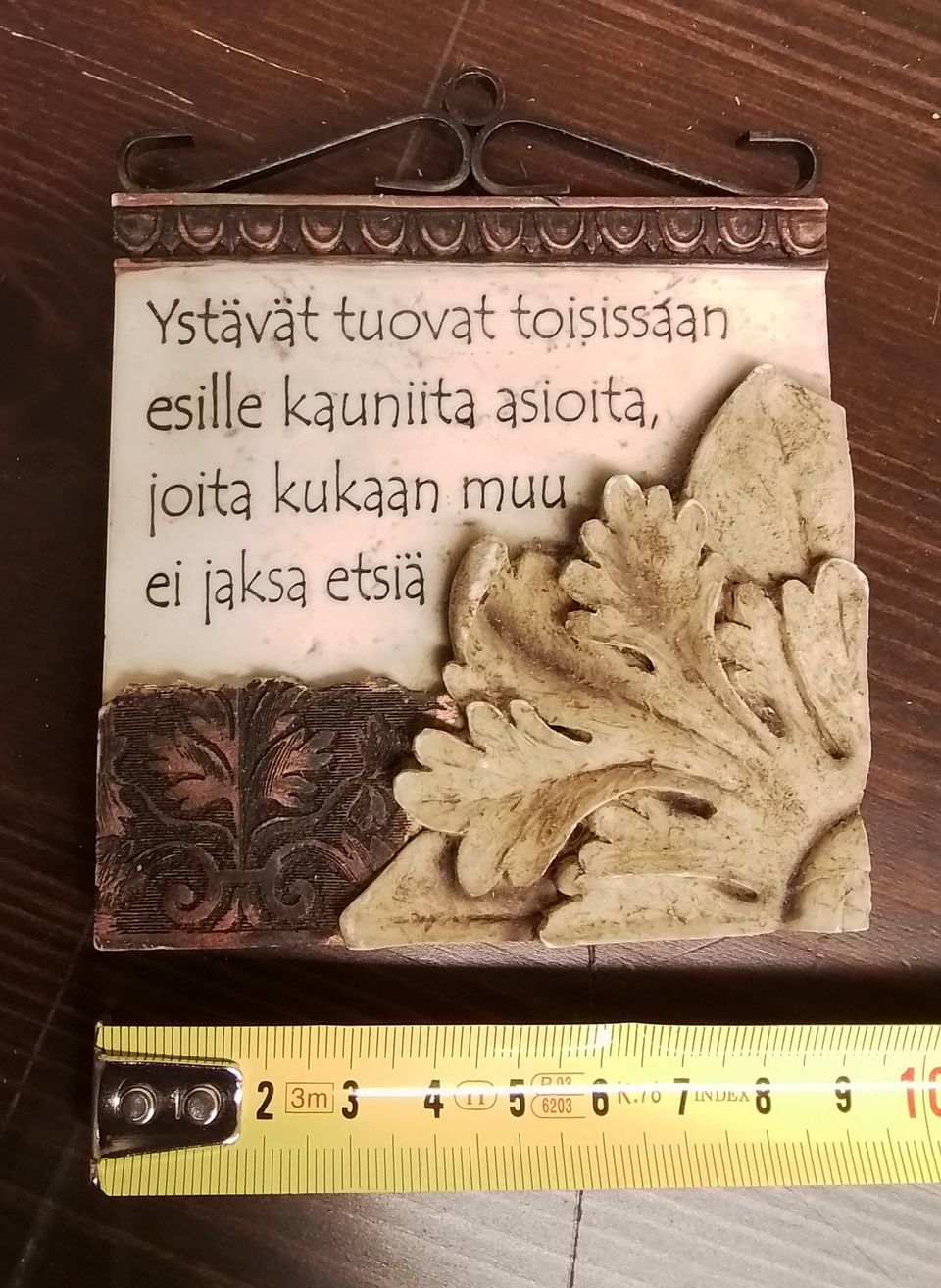 Ystävä taulu