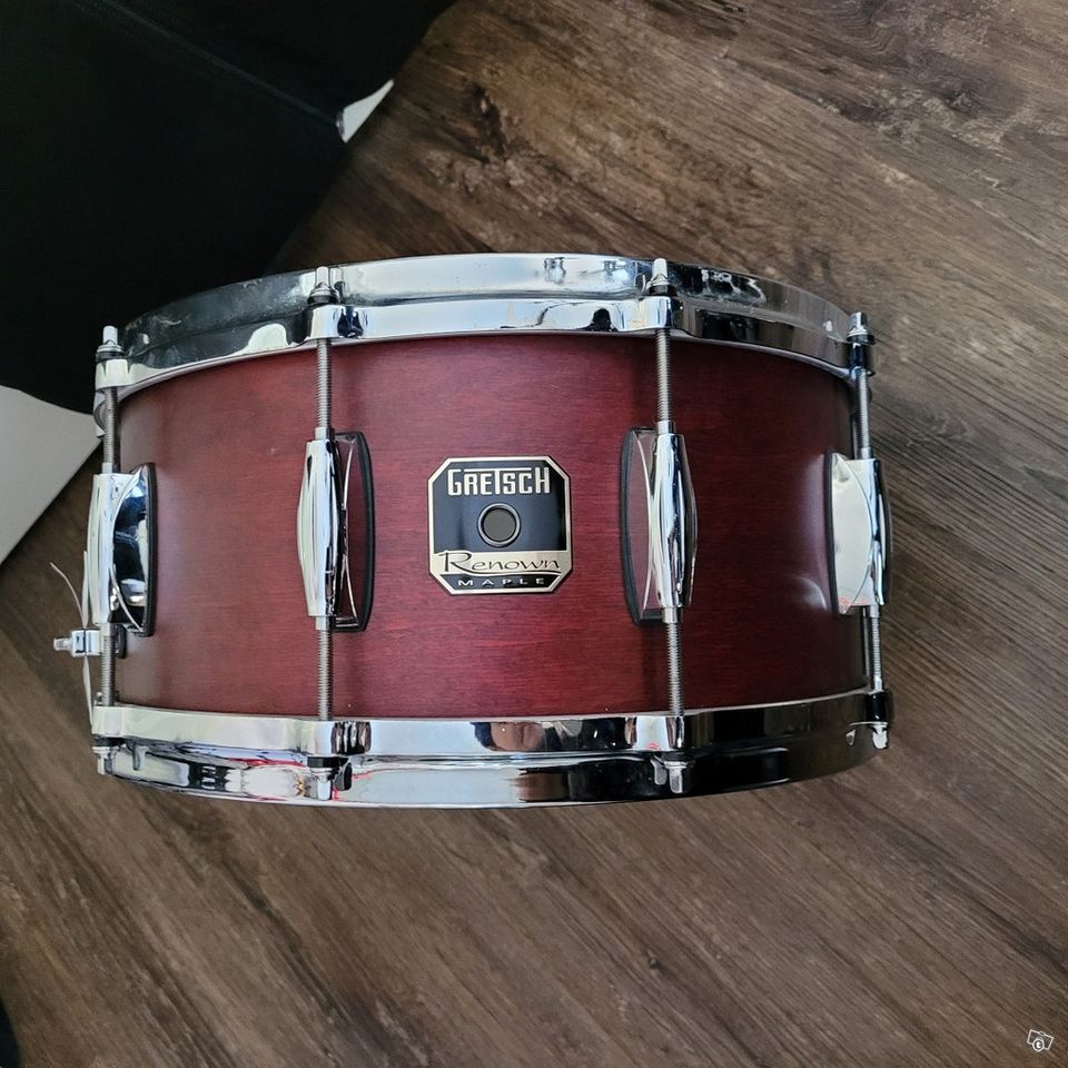 Gretsch Renown Maple Snare- Cherry Burst