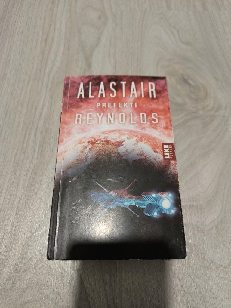 Alastair Reynolds - Prefekti