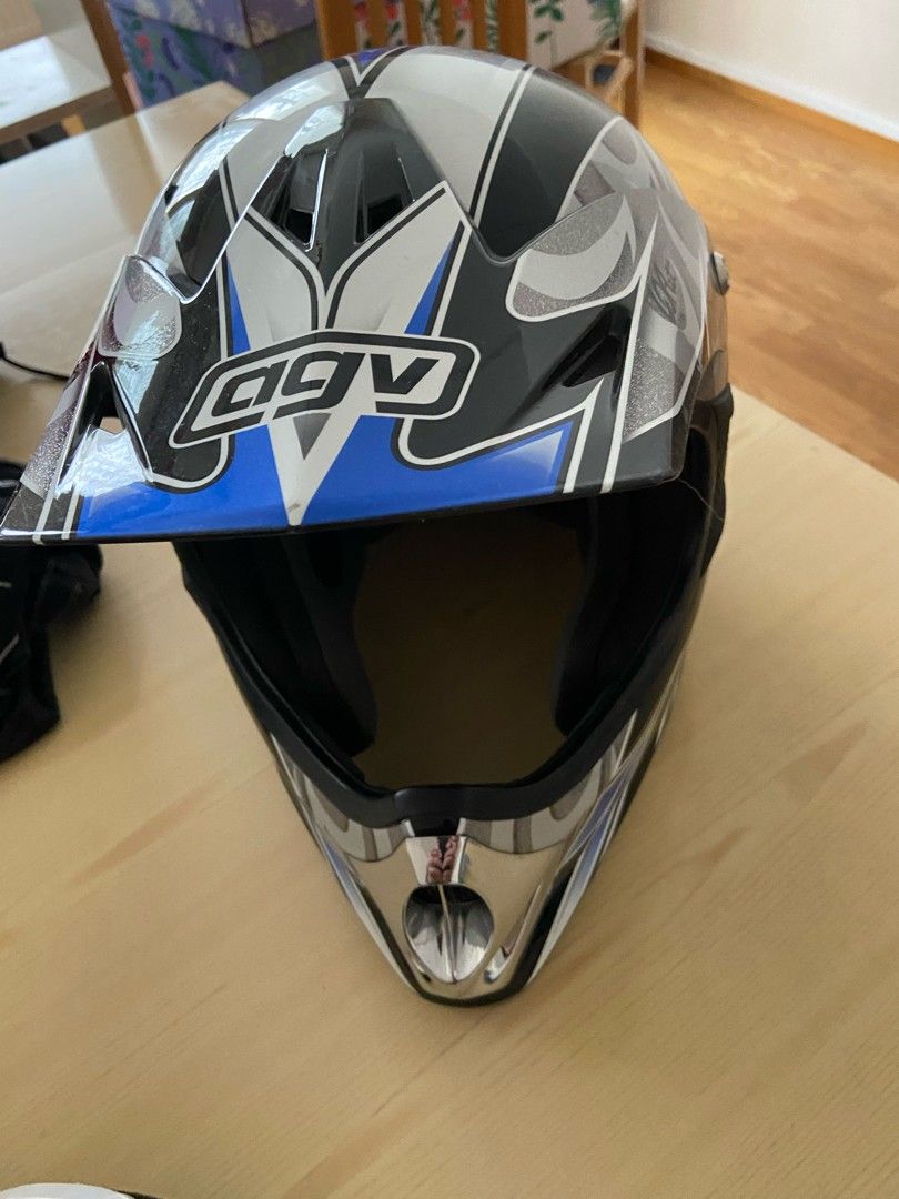 Kypärä AGV RC-5 pro ja ajolasit