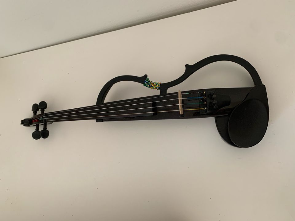 Yamaha SV130 Silent Violin Sähköviulu Electric