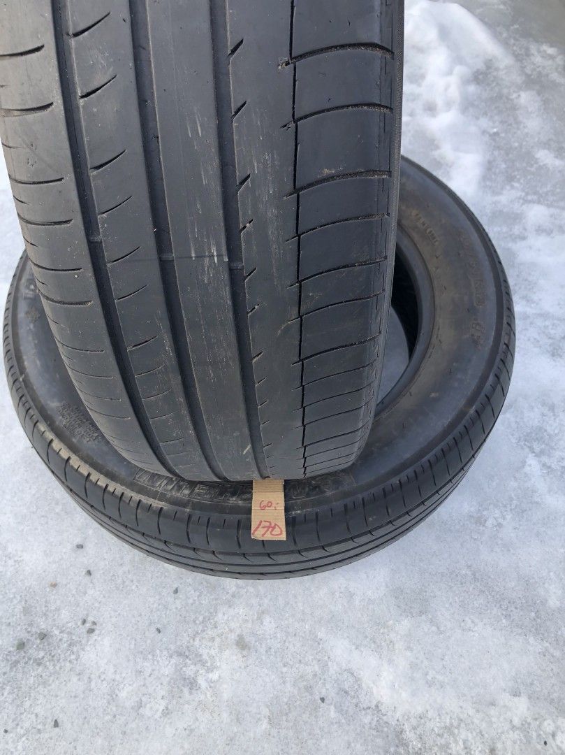 225/60 R 18 kesärenkaat 2 kpl