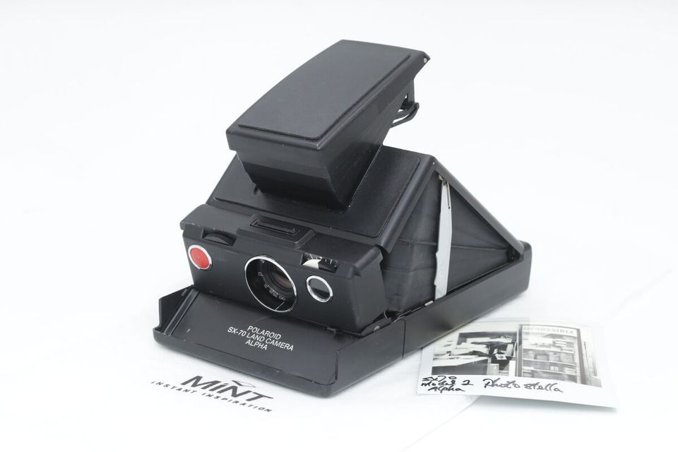 Polaroid SX-70 Model 2 Alpha, Mint Camera refurbished