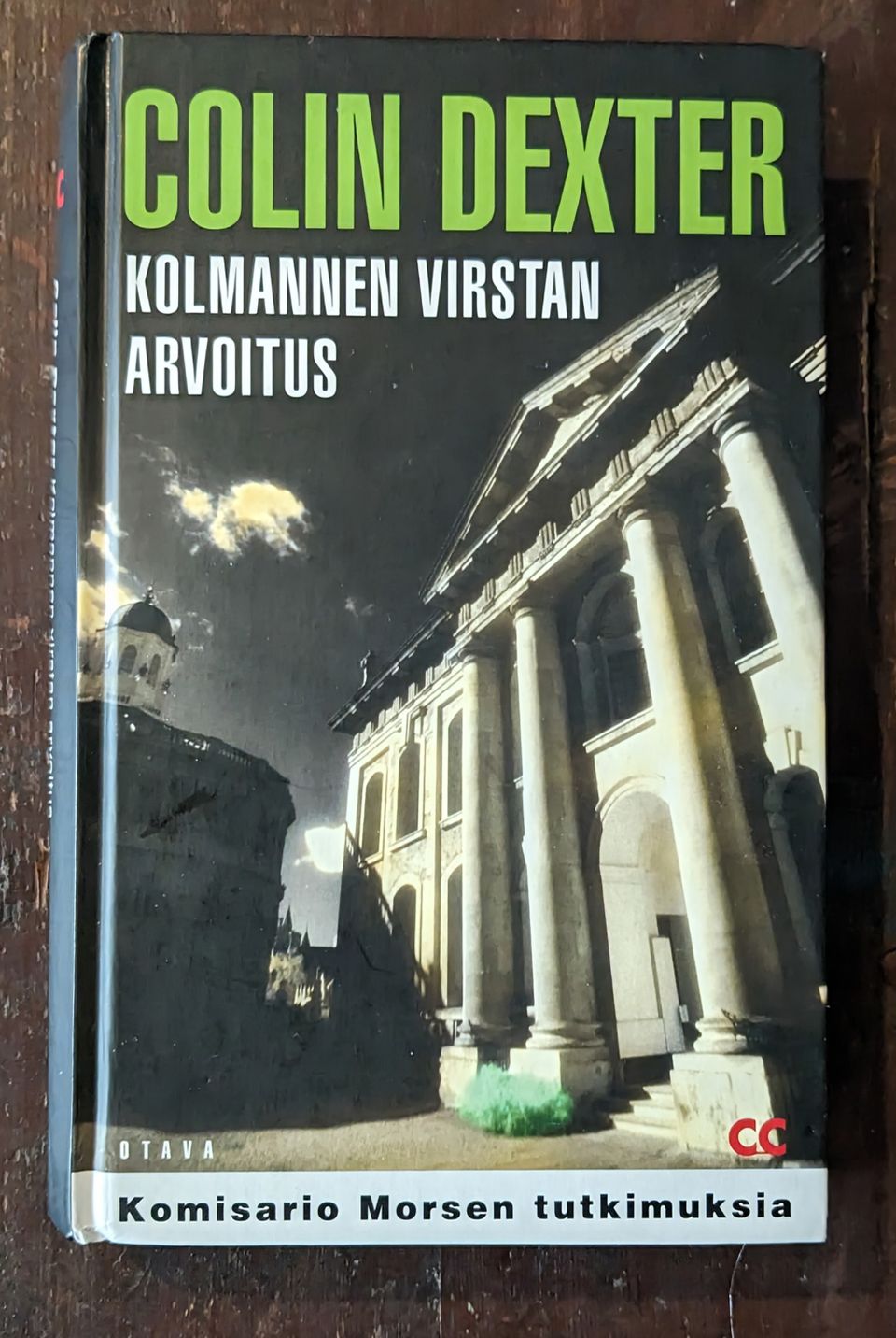 Kolmannen virstan arvoitus, Colin Dexter