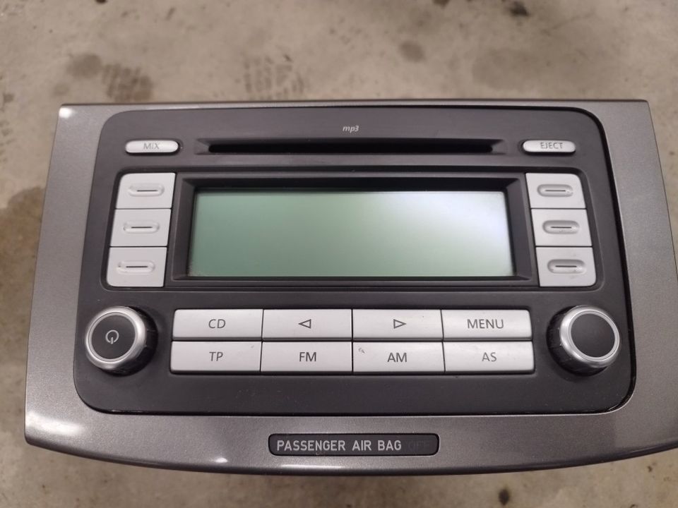 Radio/soitin, passat b6