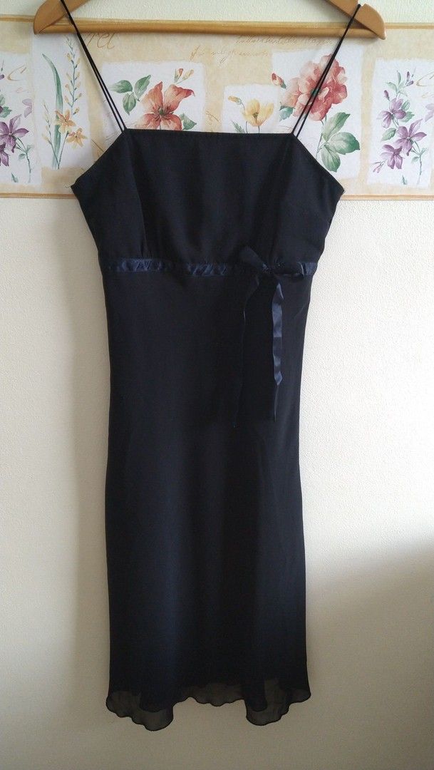 Vero Moda musta mekko k.34
