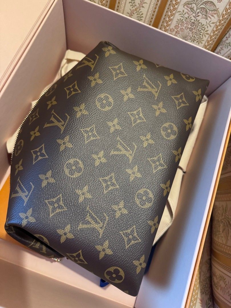 Louis Vuitton Cosmetic GM Pouch