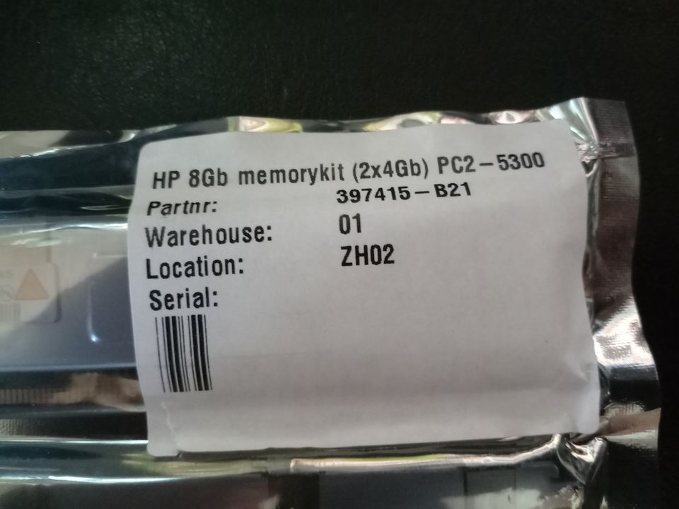 HP 4GB 2Rx4 PC2-5300F-555-11-AB0 muistit