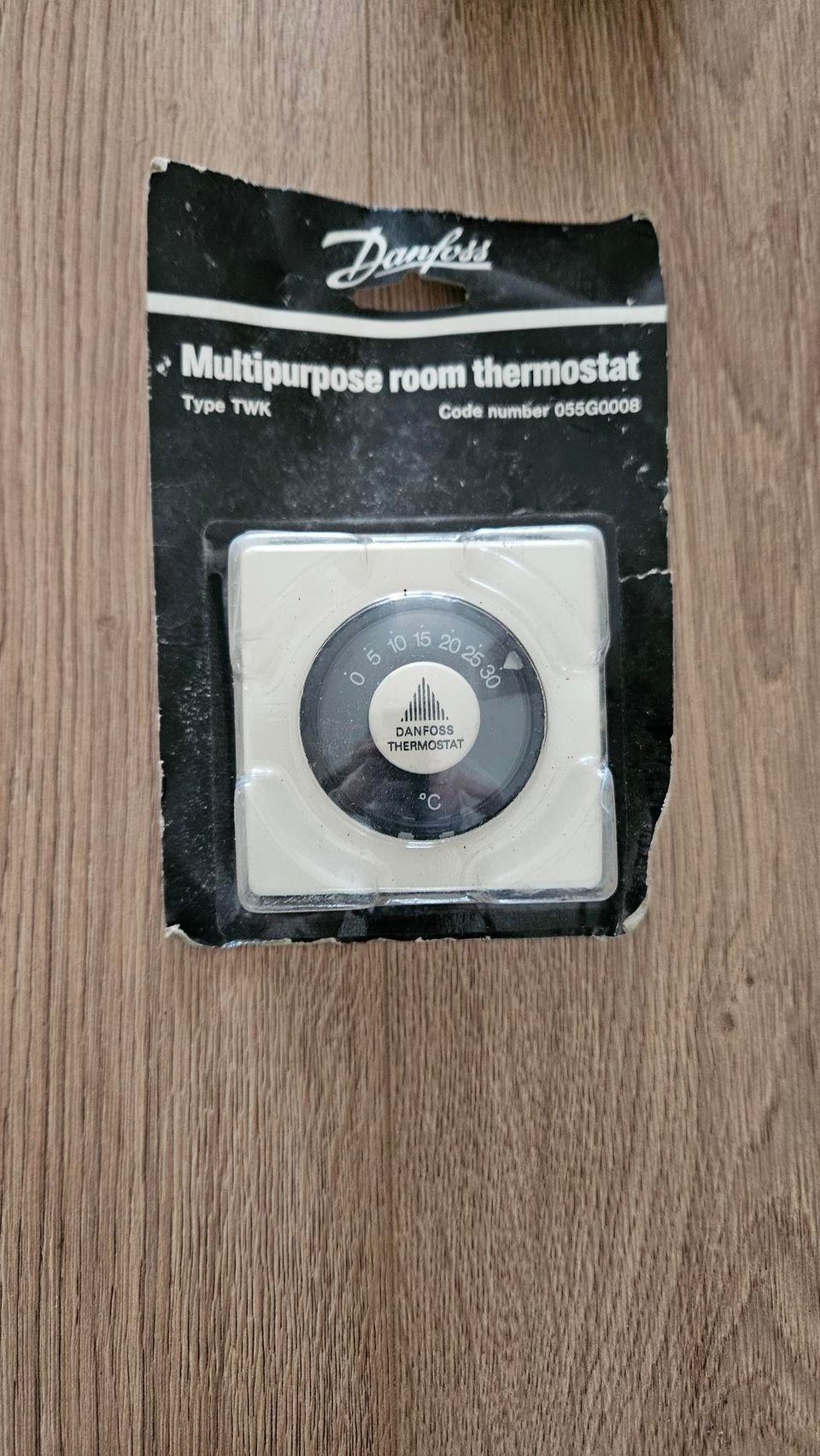 Danfoss monikäyttö termostaatti