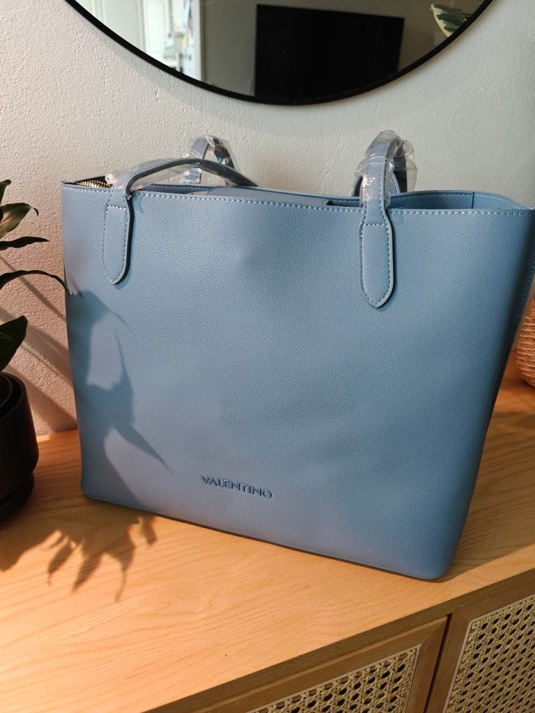 Valentino vaaleansininen shopper -laukku "BASMATI"