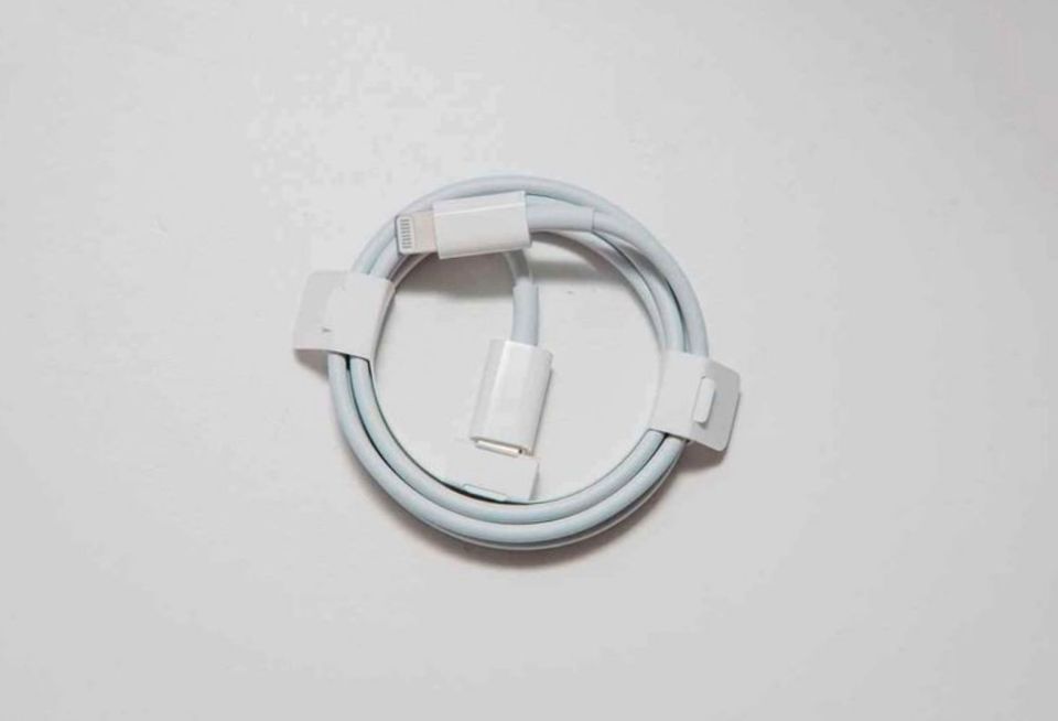 Iphone lataus johto/ USB C - Lightning cable