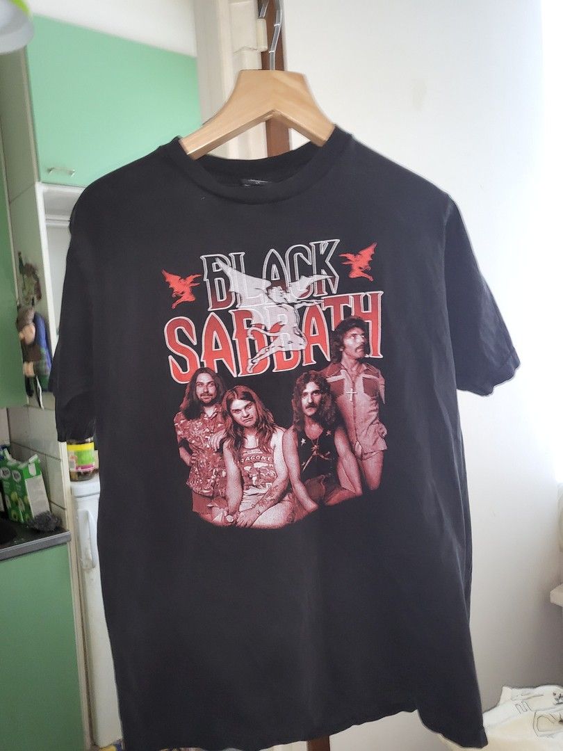 Black Sabbath paita (varattu)