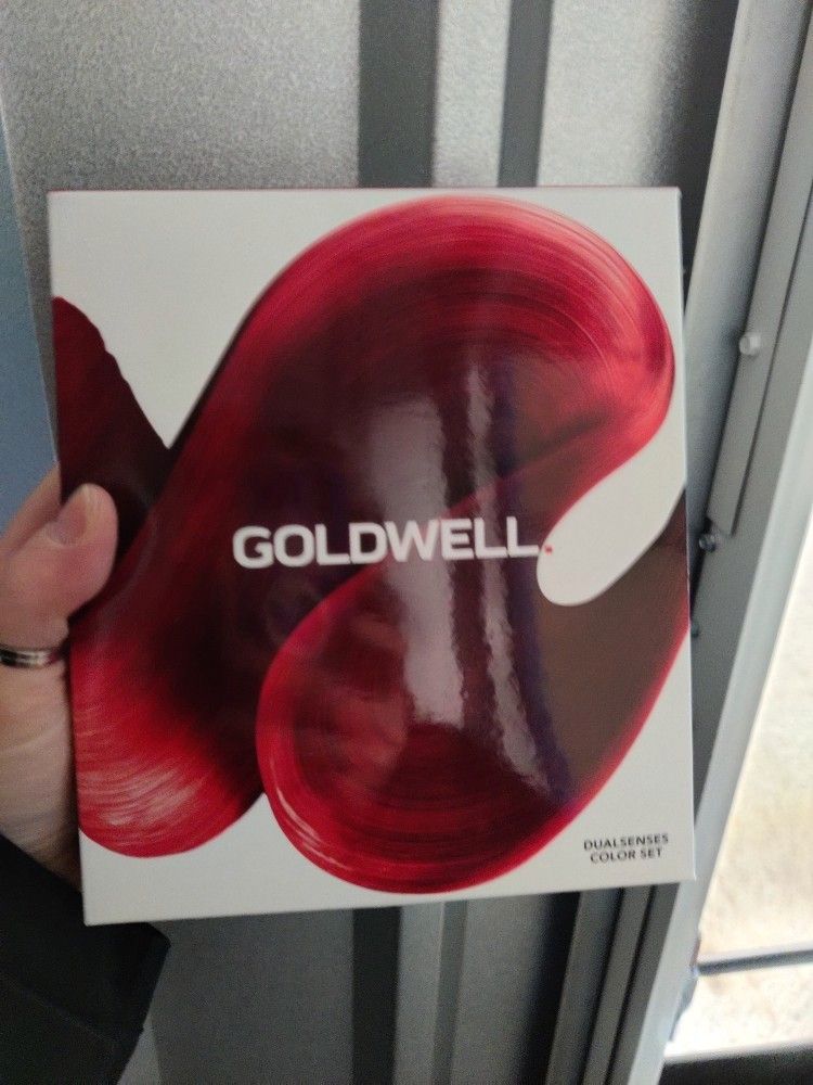 Goldwell lahjapakkaus