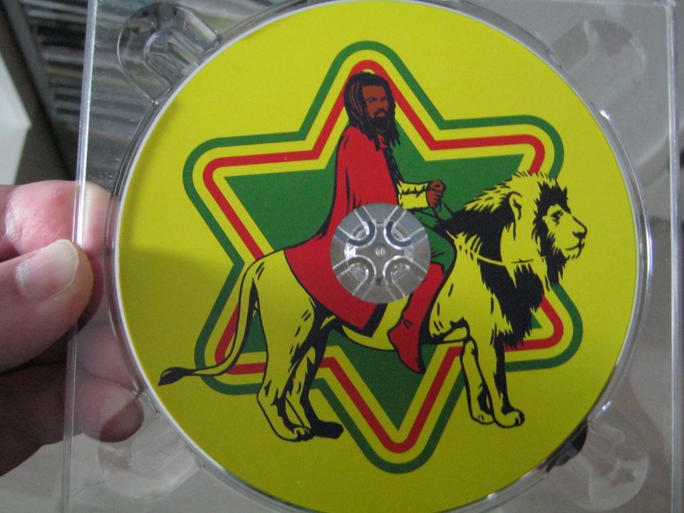 Black santa, Natural marcus done bless CD